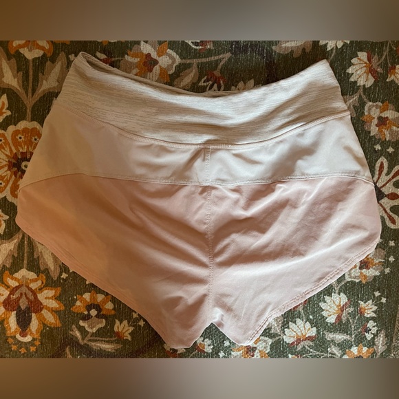 Outdoor Voices Pink Relay Speckled Shorts. Size small - Picture 4 of 8